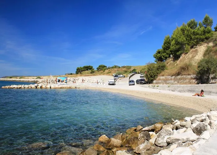 Apartman With A Parking Space - 15964 Split