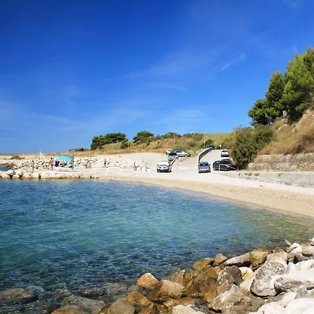 Appartamento With A Parking Space - 15964 Spalato