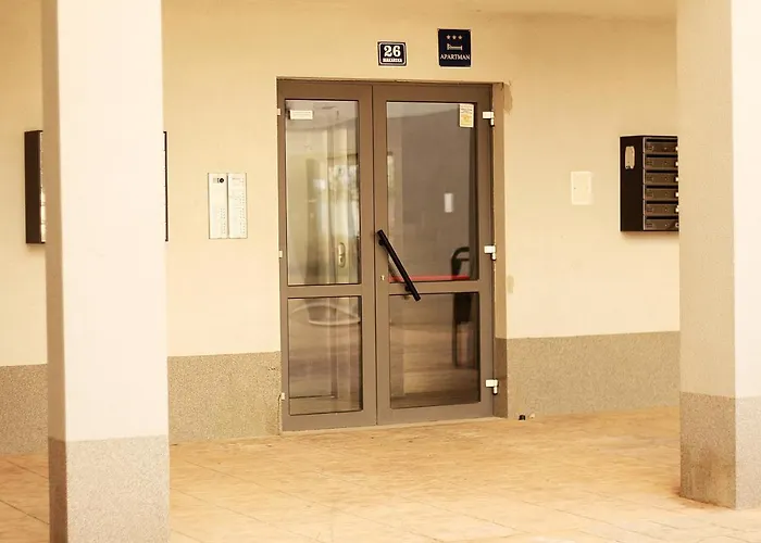 Apartman With A Parking Space - 15964 *